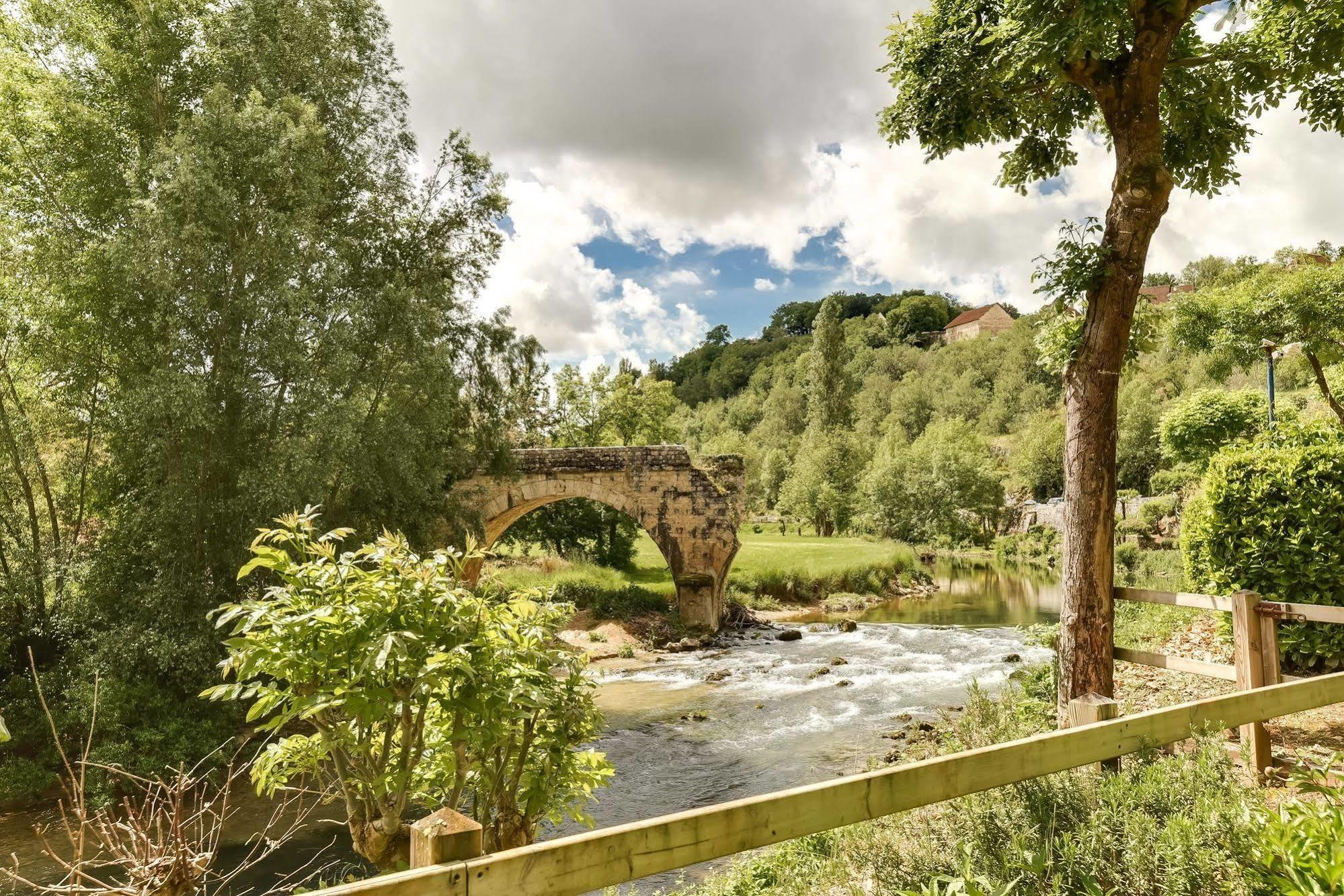 فندق Le Pont De L'Ouysse Lacave  المظهر الخارجي الصورة